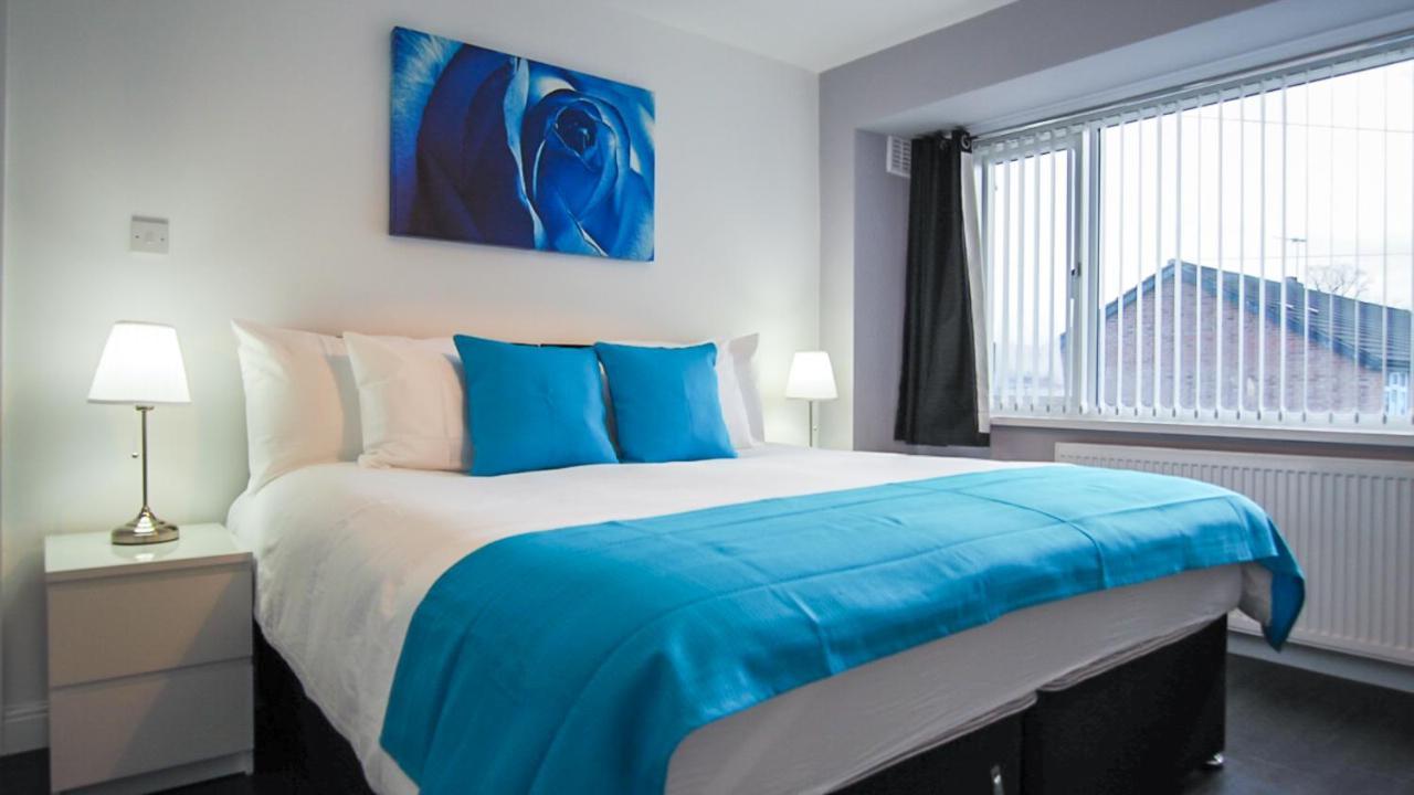 Holiday home Ur Pad - 4 Bedrooms - 4 Bathrooms - Somerset House Birmingham