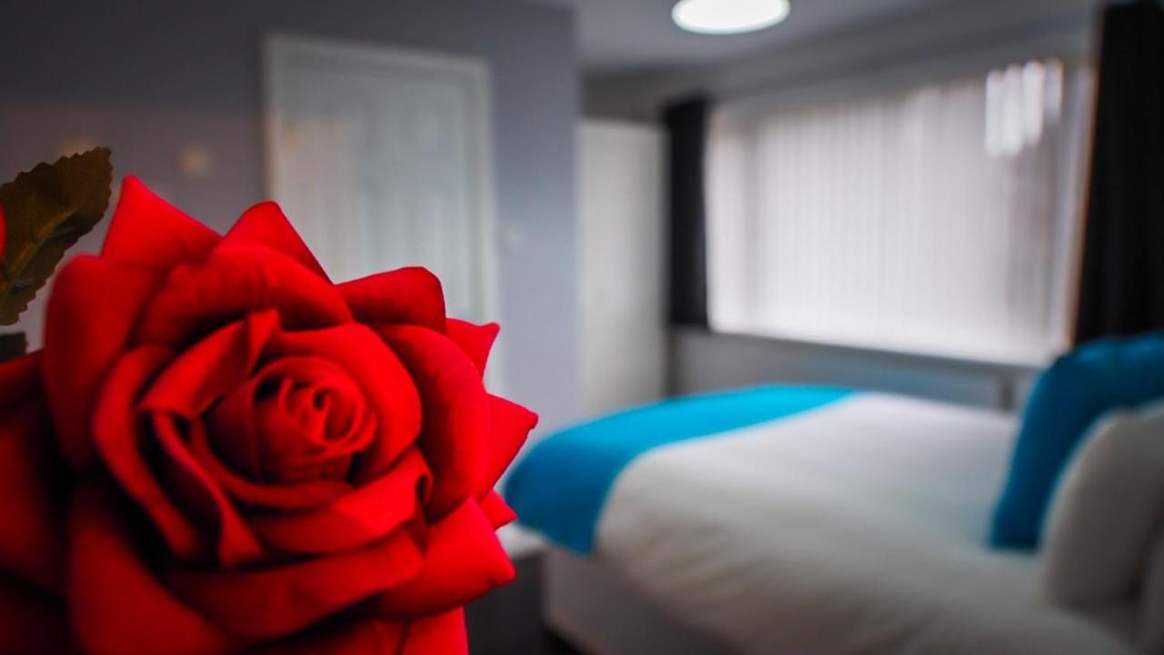 Ur Pad - 4 Bedrooms - 4 Bathrooms - Somerset House * Birmingham