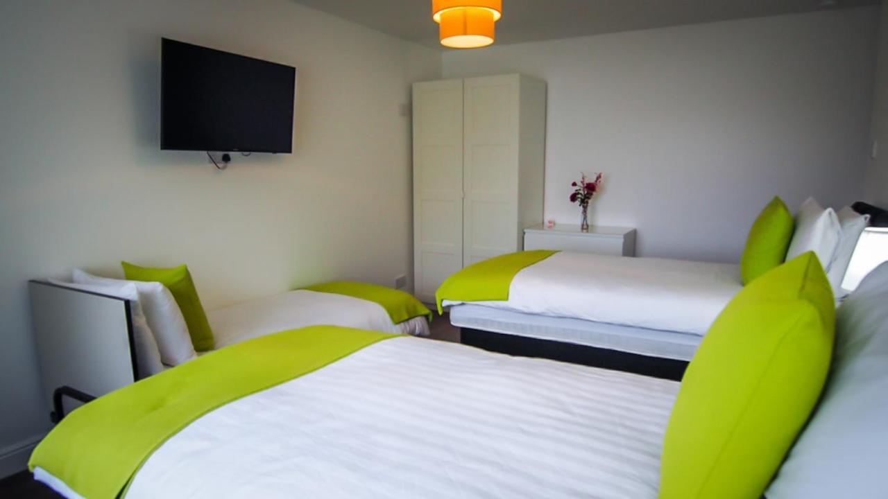 Ur Pad - 4 Bedrooms - 4 Bathrooms - Somerset House