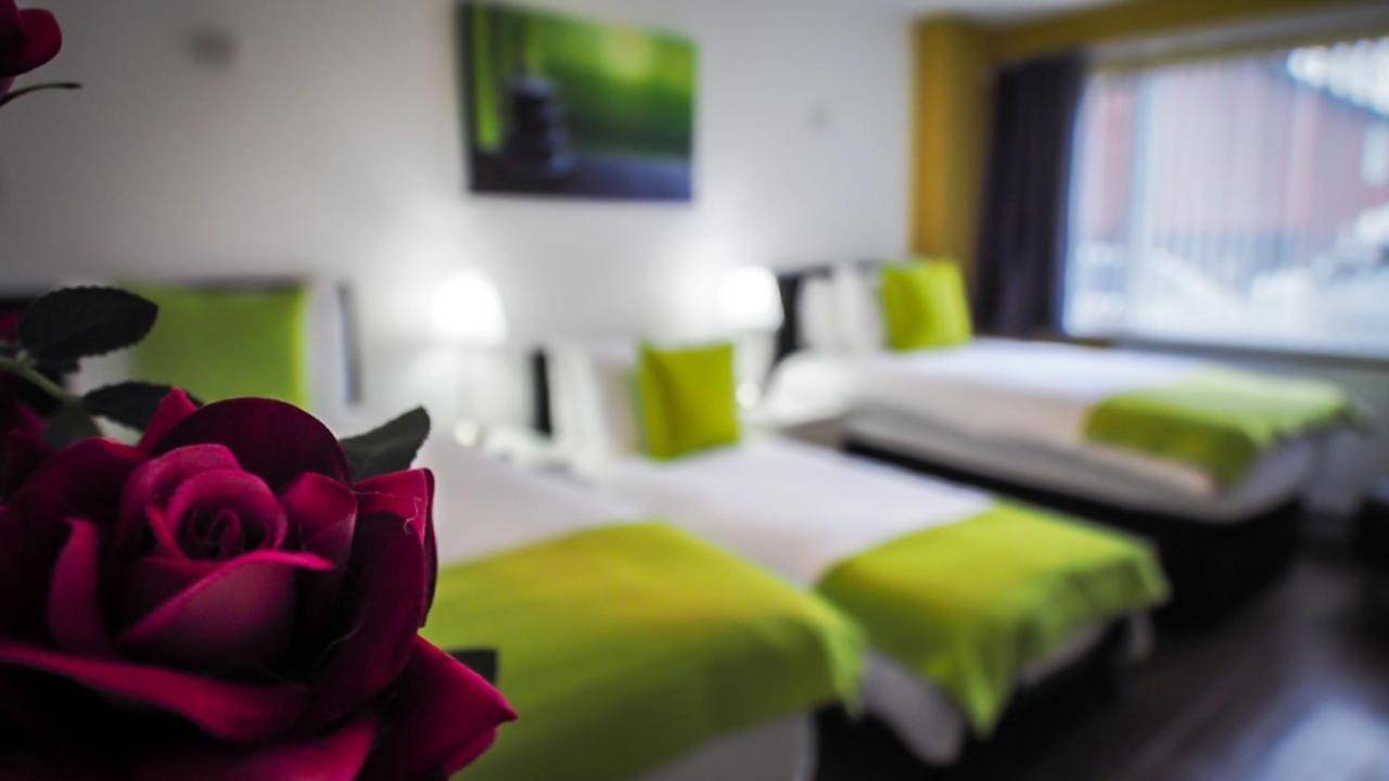 Holiday home Ur Pad - 4 Bedrooms - 4 Bathrooms - Somerset House Birmingham